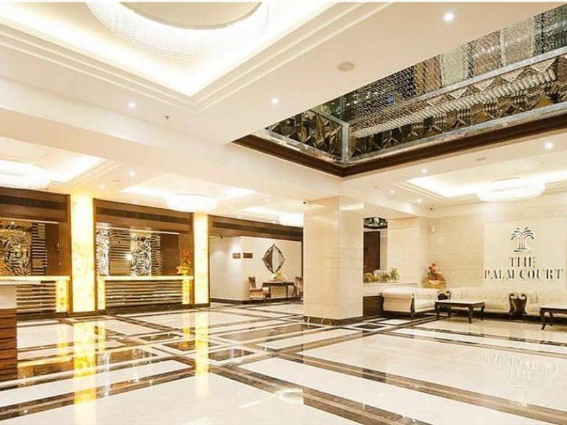 The Palm Court Hotel Ludhijána Kültér fotó